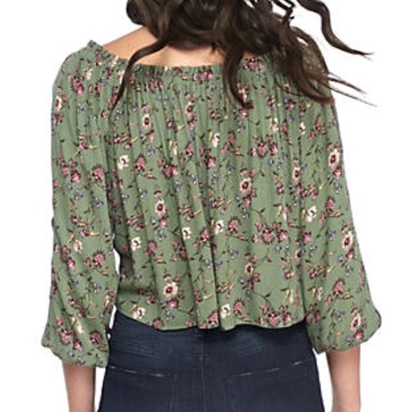 NEW PEASANT TOP - Picture 2 of 3